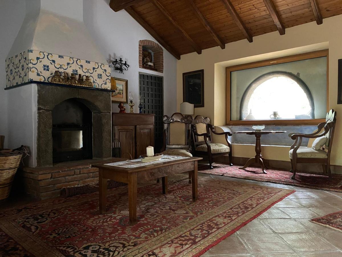 Bed And Breakfast Il Glicine Пиедимонте Етнео Екстериор снимка