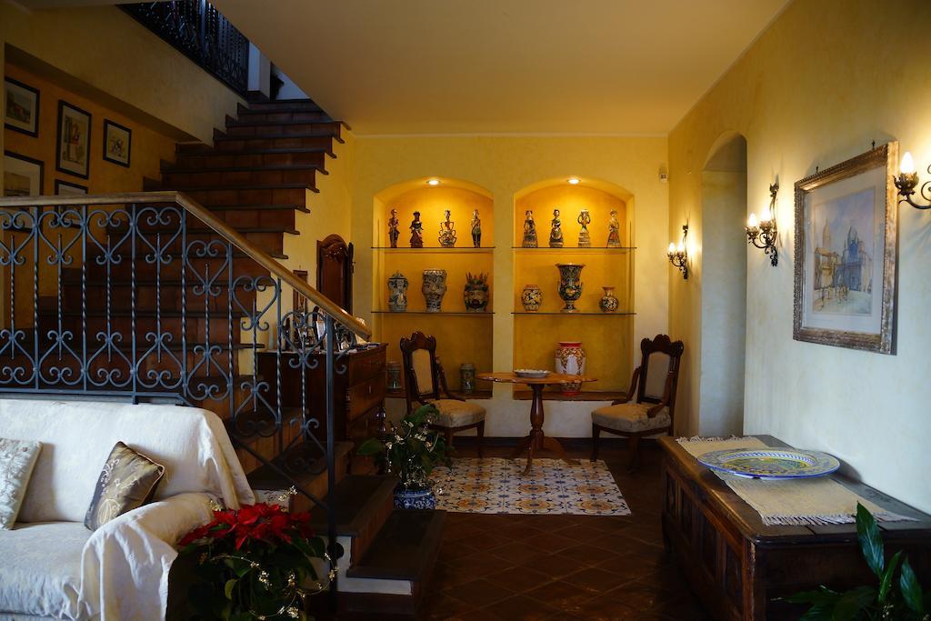 Bed And Breakfast Il Glicine Пиедимонте Етнео Екстериор снимка