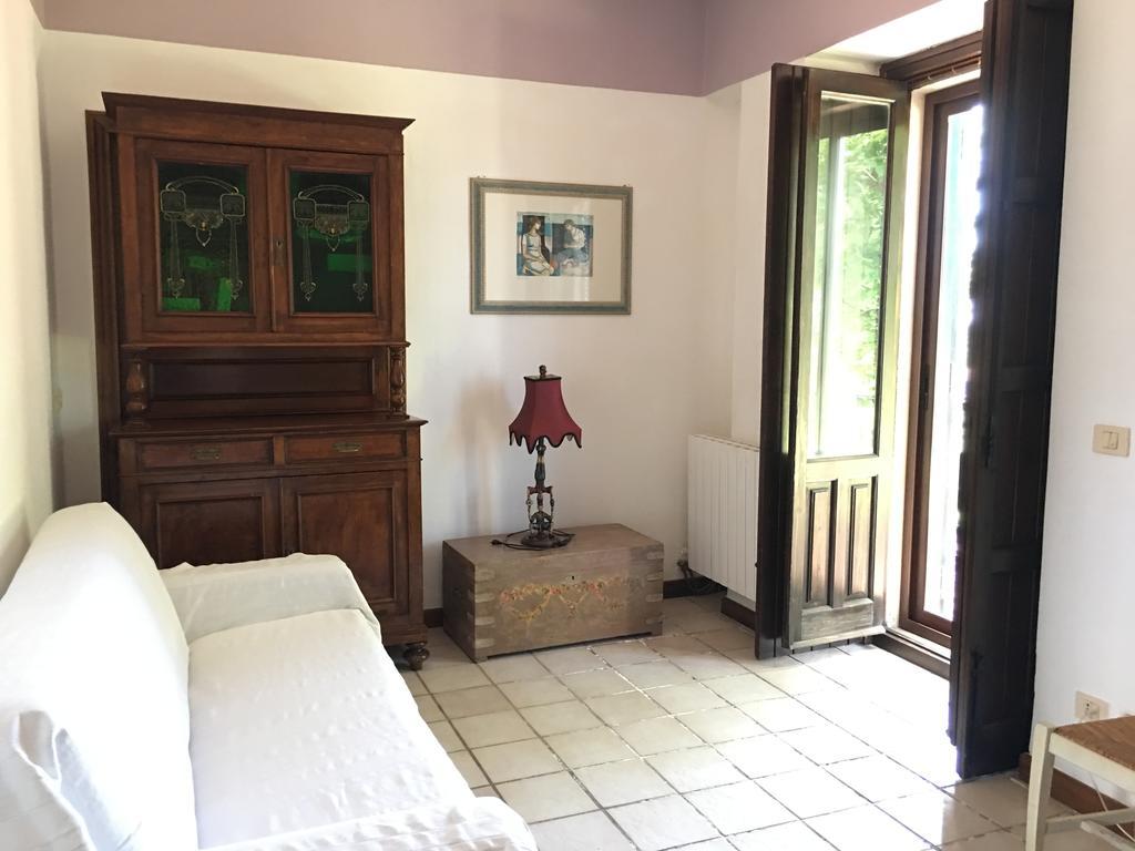 Bed And Breakfast Il Glicine Пиедимонте Етнео Екстериор снимка
