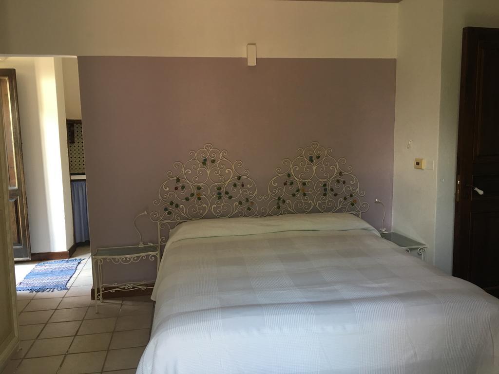 Bed And Breakfast Il Glicine Пиедимонте Етнео Екстериор снимка